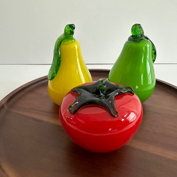 Set of 3 Hand Blown Glass Fruit Murano Style Glass Fruit Tomato, Lemon, & Lime - Picture 4 of 12